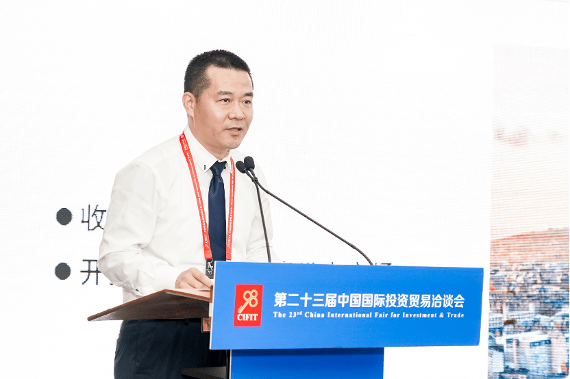 包含增强青训项目“引进来”和“走出去”，推动行业国际化的词条
