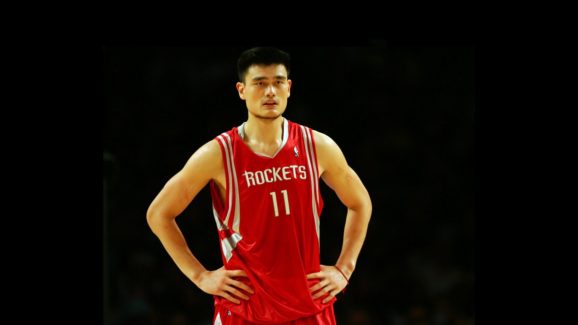 九游娱乐(jiuyou)官网-皇马主场2-0战胜格拉纳达，继续领跑西甲积分榜，皇马西甲比赛
